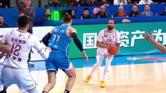 廖三宁31+8 萨林杰三双 邹阳25+5 杨空砍54分 北控击败福建